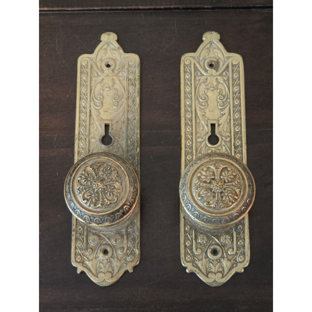 Vintage AABCO Cast Brass Doorknob Passage Set Victorian Eastlake Repro Plates